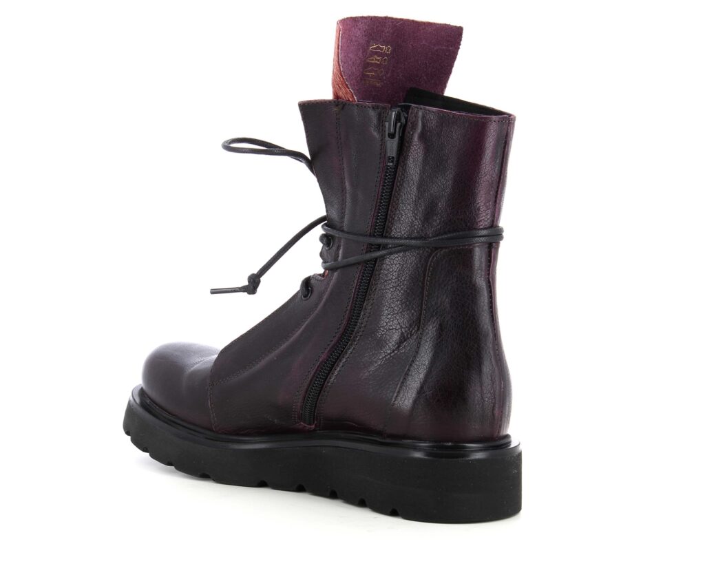 RIC 04 BURGUNDI CAPRIOSKA