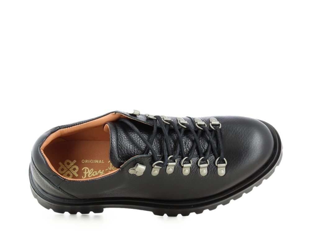 WILLACH BLACK